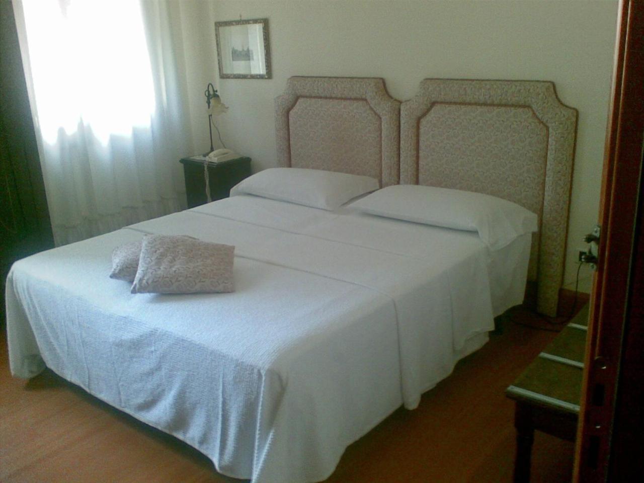 Hotel Vecia Brenta Mira Bagian luar foto
