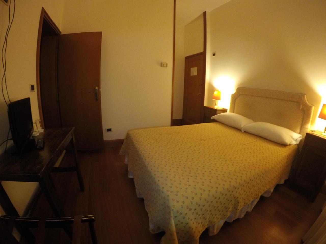 Hotel Vecia Brenta Mira Bagian luar foto